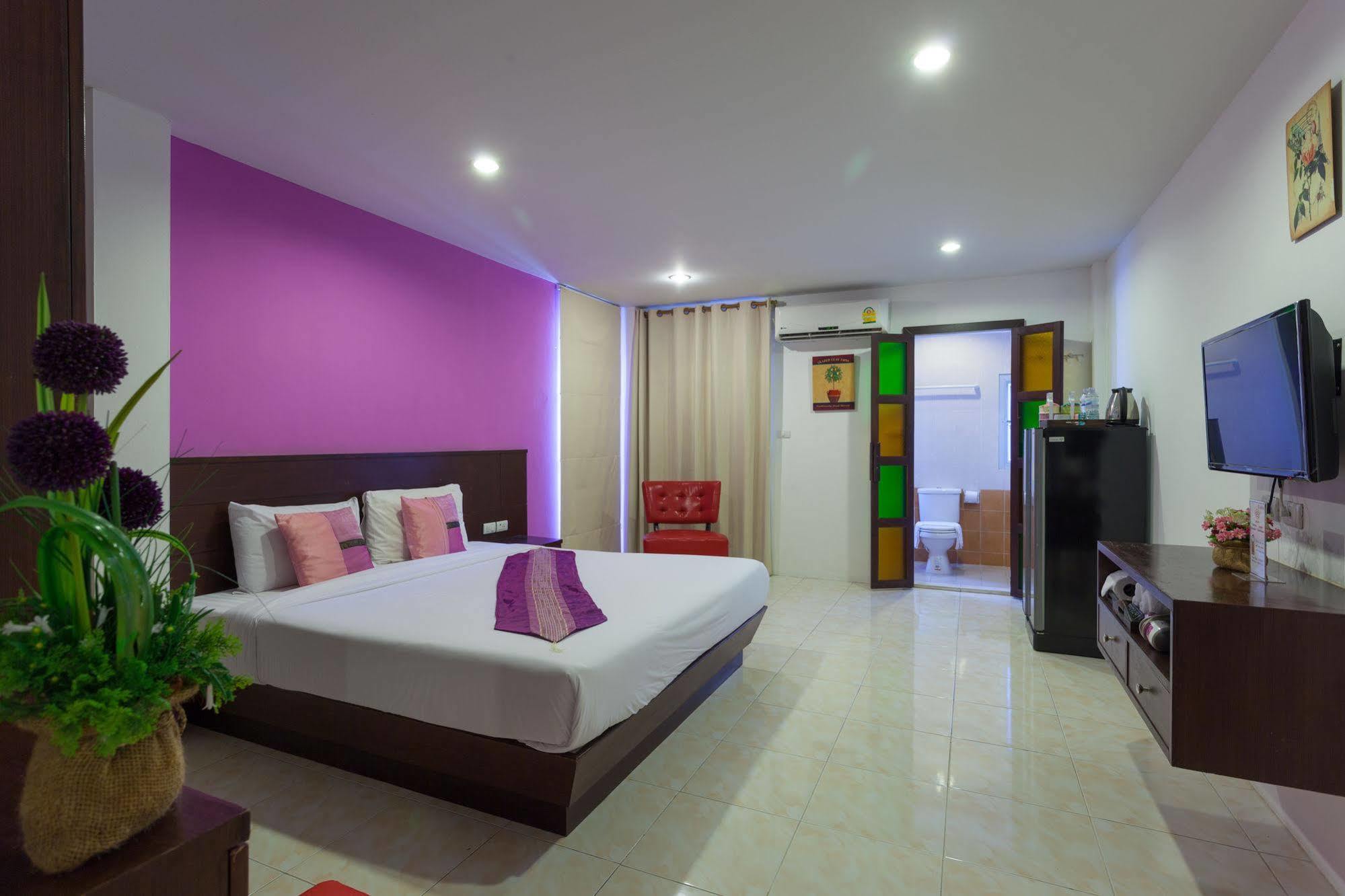 Islanda Boutique Hotel Patong Eksteriør bilde