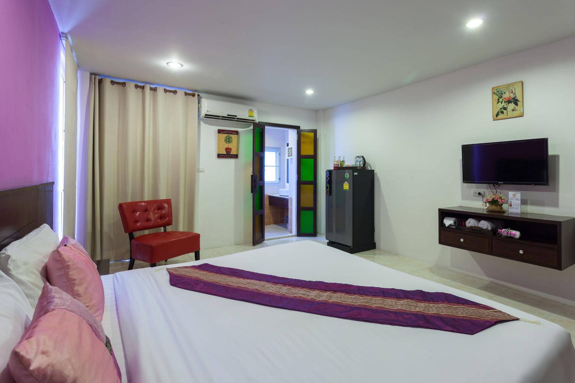 Islanda Boutique Hotel Patong Eksteriør bilde